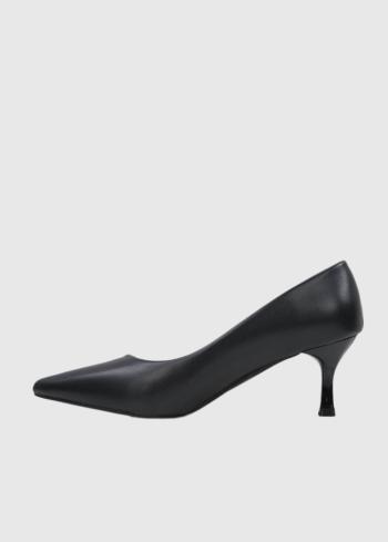 Giulietta melnas kurpes ar spicu purngalu  - back