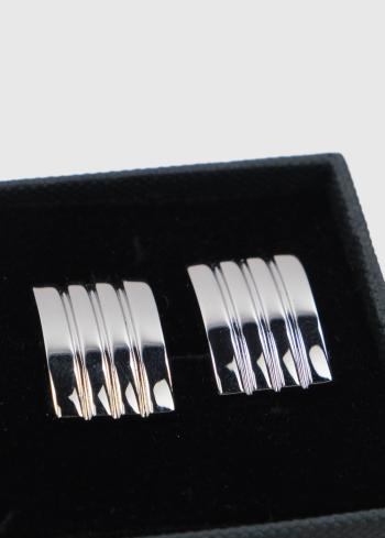 Subrada krāsas taisnstūrainas aproču pogas - back