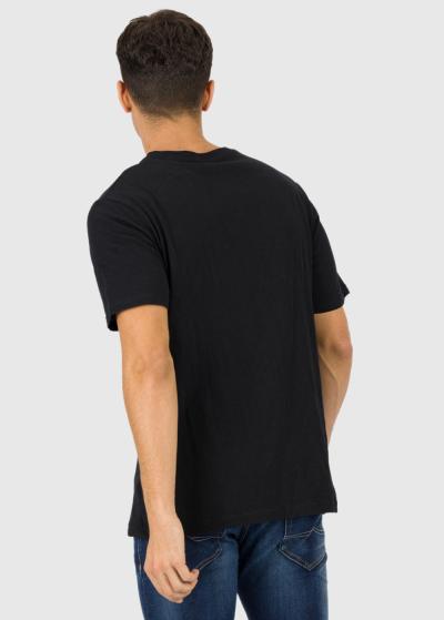 Melns vīriešu t-krekls ar pogām - back