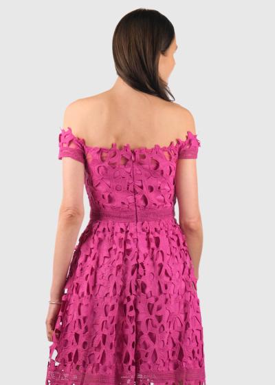 Justa rozā vakarkleita - back