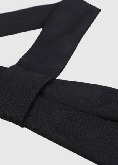 Melna vīriešu kaklasaite - back