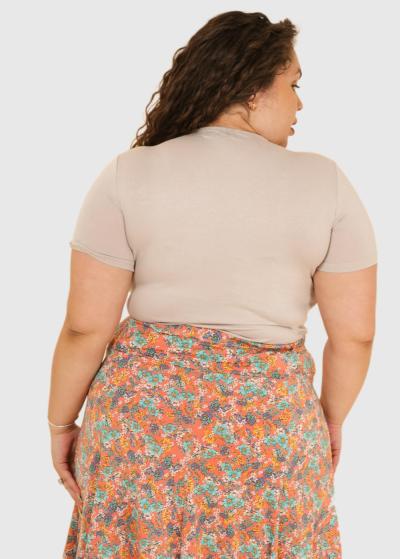 Ada Lielo izmēru t-krekls - back