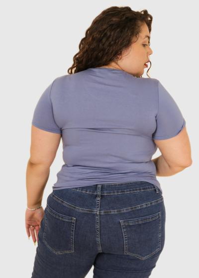 Ada Lielo izmēru zils t-krekls - back