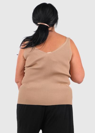 Ayush bēšs tops ar V-veida izgriezumu  - back