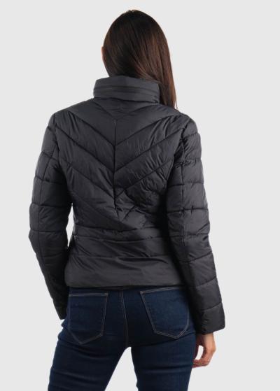 Elifnur melna īsa jaka - back