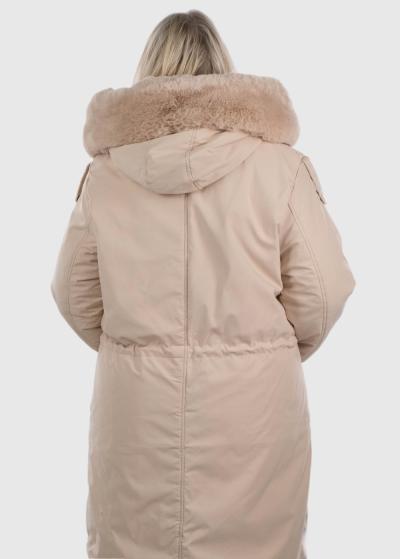 Ilona Lielo izmēru bēša jaka ar aukliņas aizdari  - back