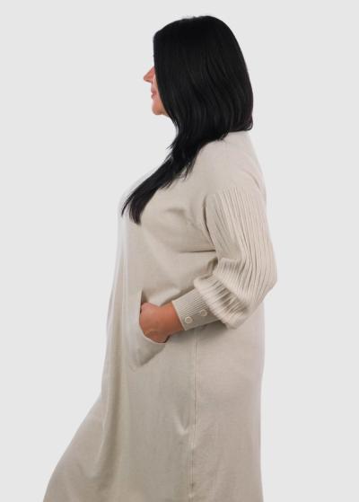 Jenia Lielo izmēru bēša džemperkleita - back