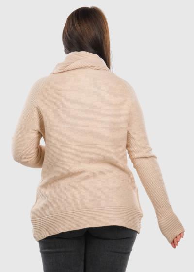 Luz gaiši bēšs džemperis ar augstu apkakli - back