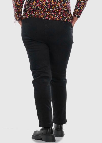 Zelda Lielo izmēru melnas bikses ar kabatām - back