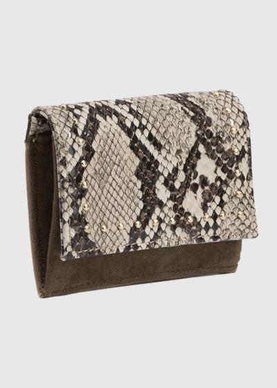 Bēšs sieviešu maks ar animalistisku rakstu  - back