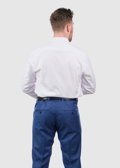 Balts pieguļošais krekls - back