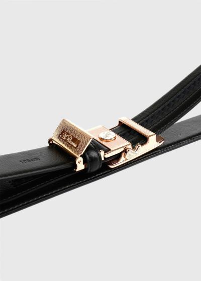 Melna ādas josta ar zeltītu sprādzi - back