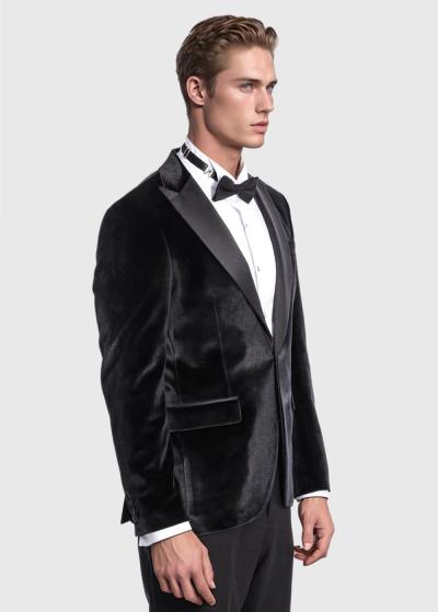 Emrys melns pieguļošais uzvalks - back