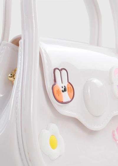 Zalira balta soma ar atveramu augšdaļu  - back