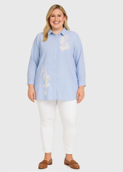 Tillen Lielo izmēru gaiši zila blūze ar izšuvumu  - back