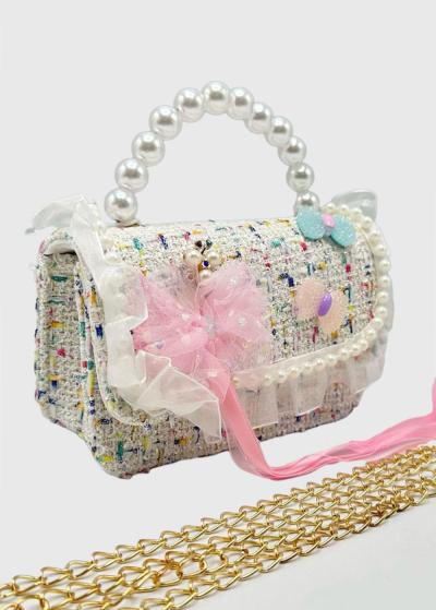 Zeynep balta soma ar aplikāciju - back