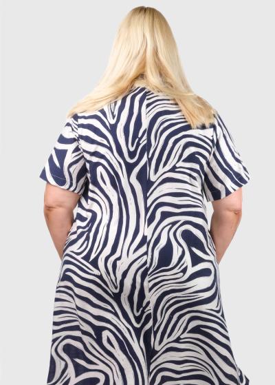 Johanna Lielo izmēru tunika ar īsām piedurknēm - back