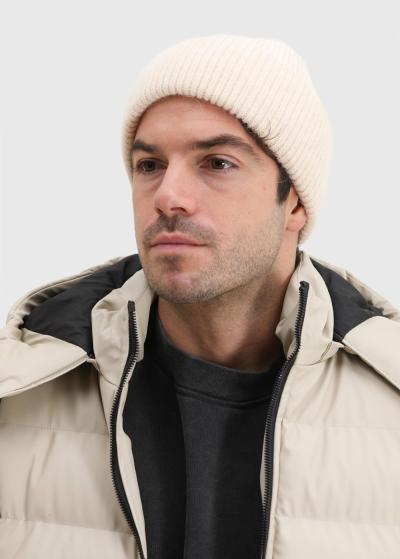 Ezra gaiši bēša silta cepure - back