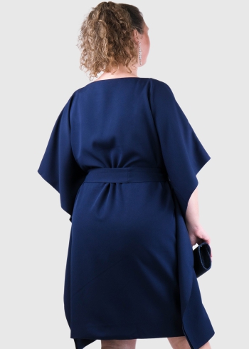 Agata Lielo izmēru tumši zila kleita ar jostu - back