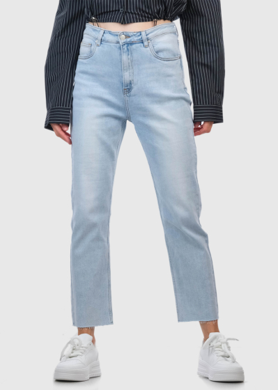 Cielo Mom Fit light blue womens jeans