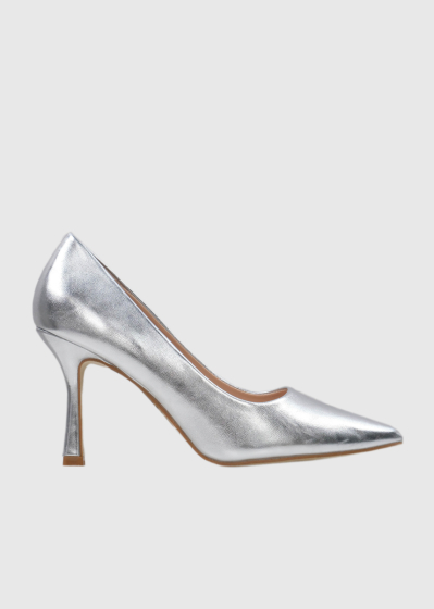 Ynes silver pointed toe shoes 