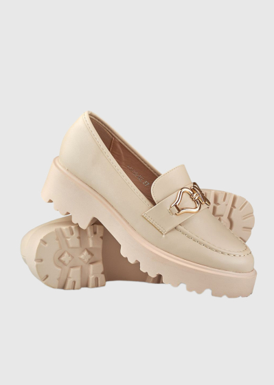 Idalia light beige loafers