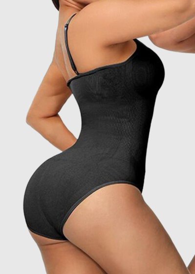 Beth melns modelējošs bodijs