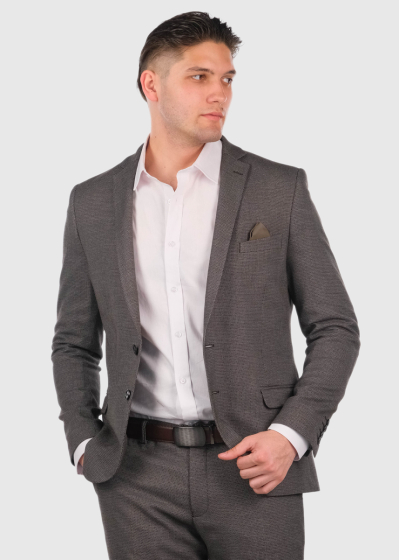 Crescencio Slim Fit men's suit