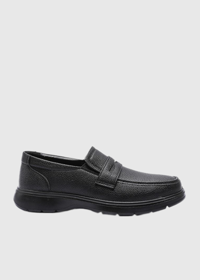 Aristos black moccasins