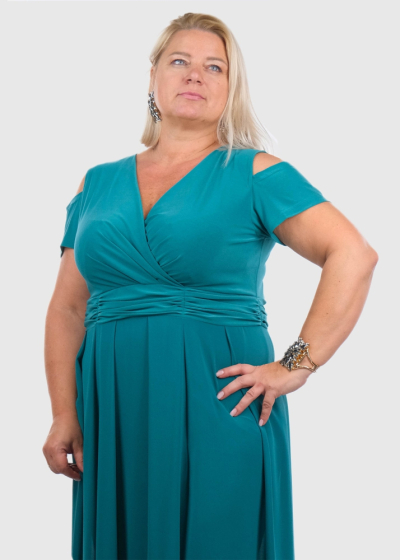 Ermenegilda Lielo izmēru zaļa vakarkleita