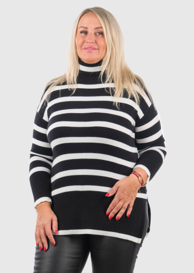 Elva Plus Size black striped sweater