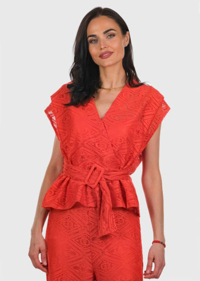 Barbara sarkana mežģīņu blūze ar jostu 