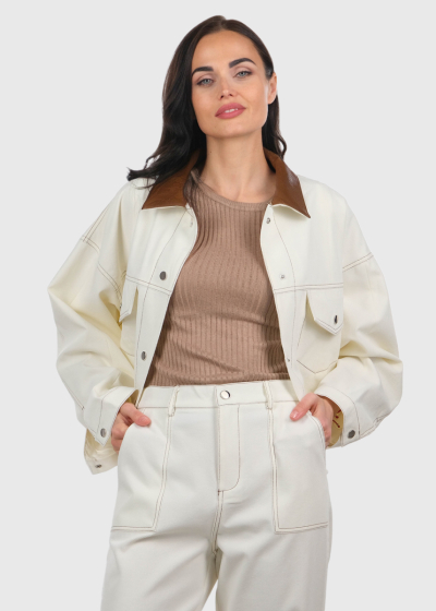 Daniela white blazer with pockets