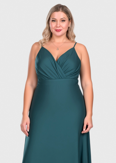 Ardina vakarkleita ar atvērtu muguru 