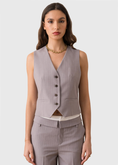 Taeyeon grey striped vest