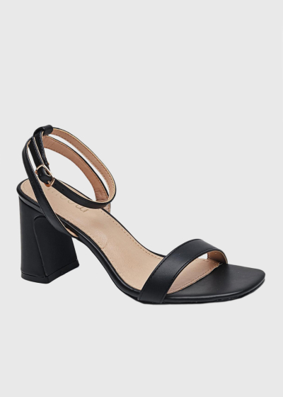 Roseanne black sandals