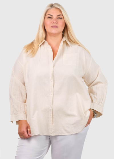 Amy Lielo izmēru bēšs krekls ar kabatām