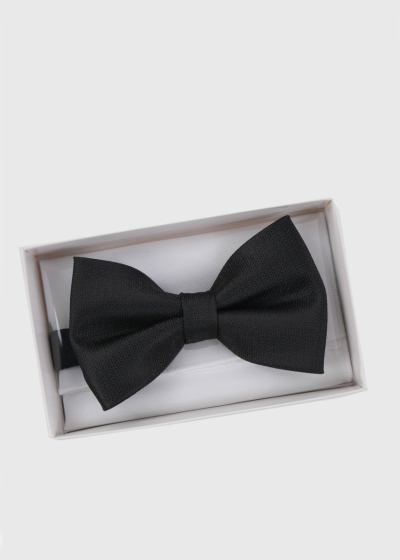 Black men's bow tie