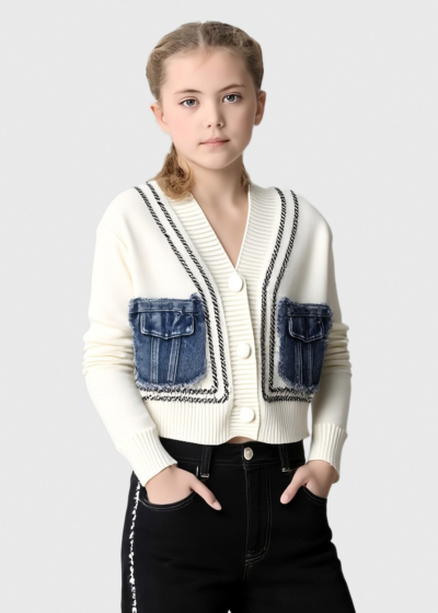 Liene beige cardigan with patch pockets