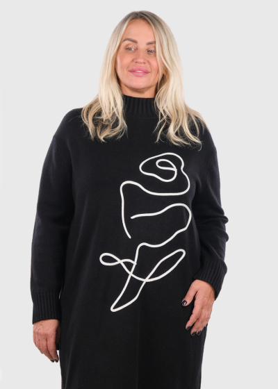 Kaiyo black sweater dress with pattern