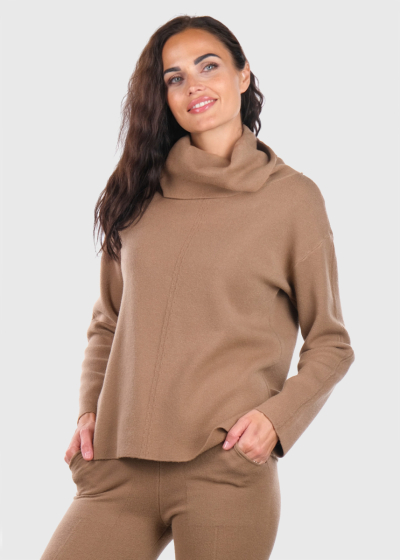 Katina коричневый однотонный костюм