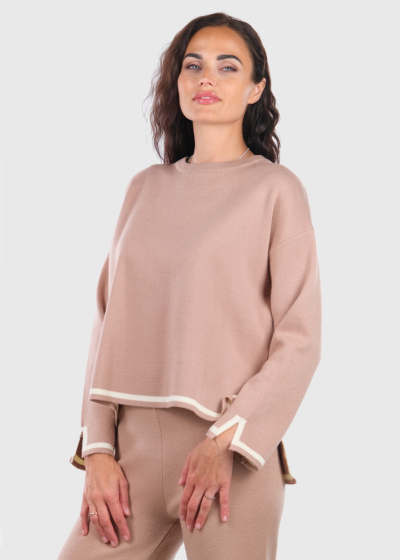 Kiona beige suit with side cuts 