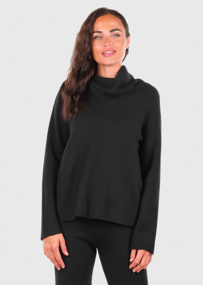 Katina melns vienkrāsains kostīms