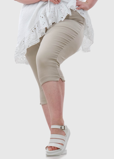 Marea Plus Size light beige cropped pants
