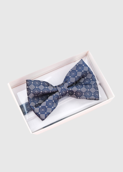 Blue bow tie in print