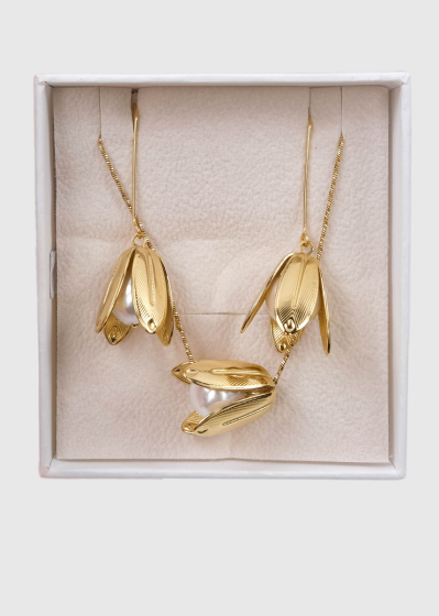 Ilenia gold-colored women's set with pearls