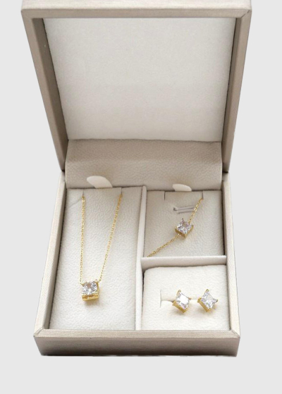 Alfreda gold color set with crystals