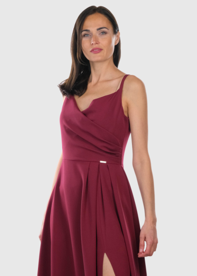 Grazia bordo evening dress with slit